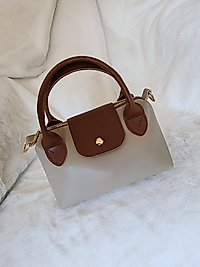 Deri askılı bej çanta